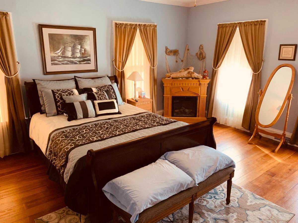 Centennial Inn Bed & Breakfast Conneaut Bagian luar foto